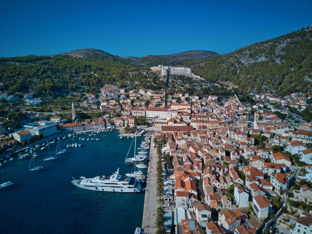 Sunrise Apartment Hvar هفار المظهر الخارجي الصورة